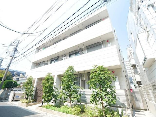 ＨＩＬＬＴＯＰの外観|３階建てです
