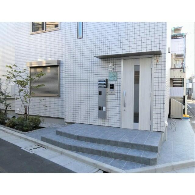 ディアス・ブリランテのエントランス|建物の内部です