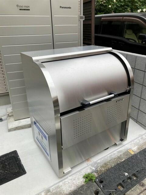 パルメゾンＥＳのその他共用部分|ゴミストッカーです