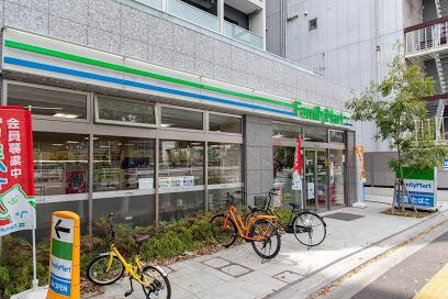 ＦＡＢＲＩＣ飯田橋の周辺|ファミリーマート飯田…まで290m 