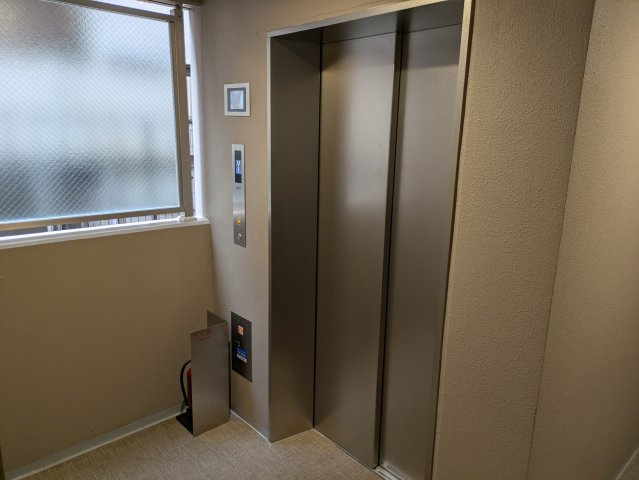 ラティエラ中野新井のその他共用部分|エレベーター付き