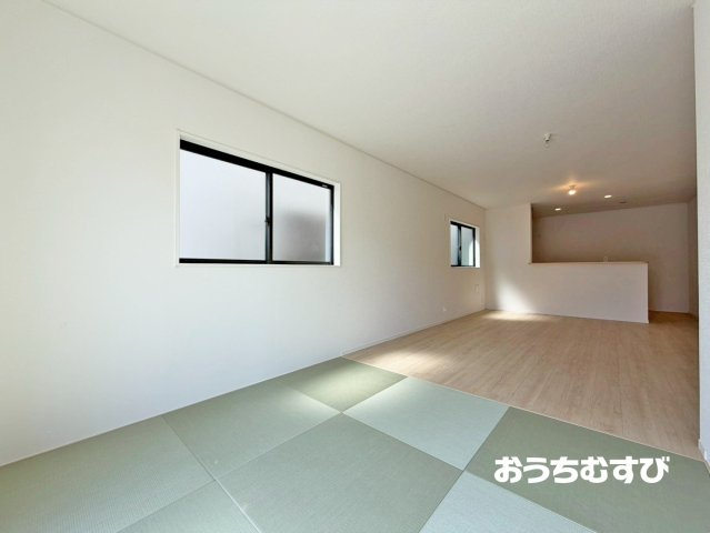 春日井市如意申町第2(全5棟)の居間・リビング