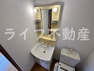 アドバンス俊徳の独立洗面台