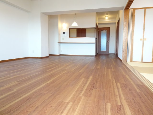 キャッスルハイツ大垣郭町の居間・リビング