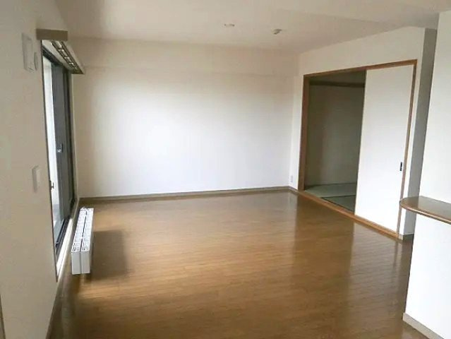 本山アーバンライフの居間・リビング