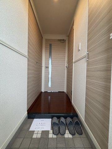 F・PARC西新の玄関