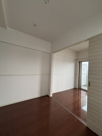 F・PARC西新の居間・リビング