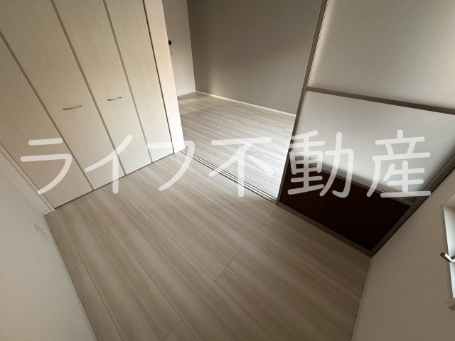 ラフィーネ クローバーの内装|明るい室内です