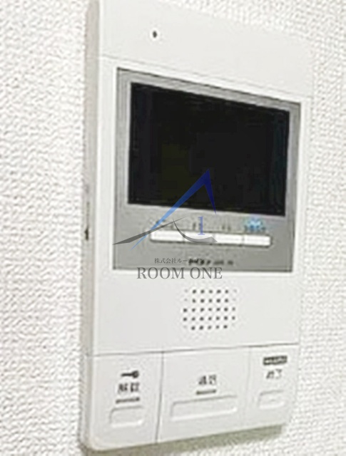アース武蔵小杉のセキュリティ|モニター付きインターホンです。