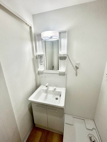プリヴェ江坂の洗面所