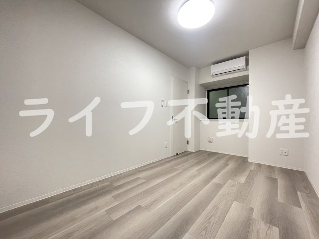 グランドレッセ今里の洋室|きれいな洋室です