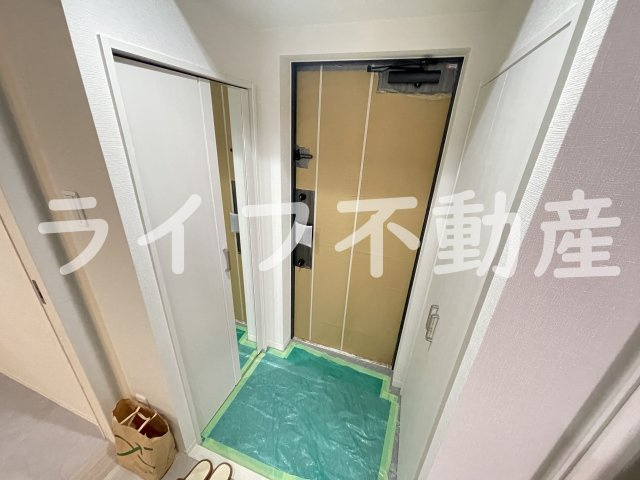 グランドレッセ今里の玄関|玄関です