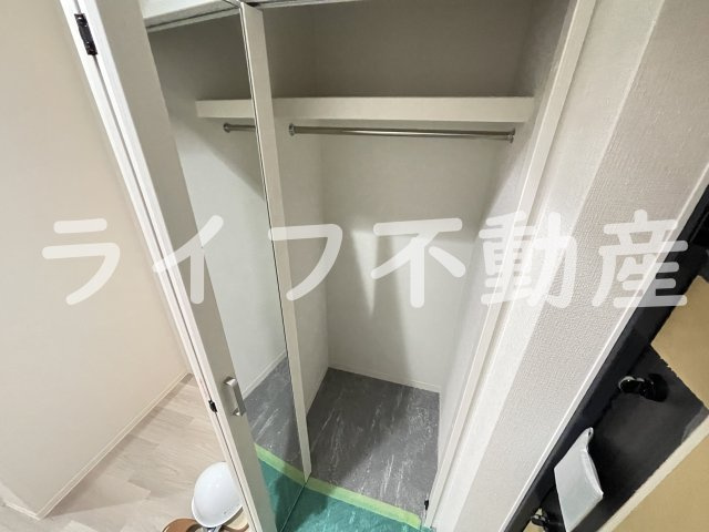 グランドレッセ今里の収納|小物を収納するのに便利です