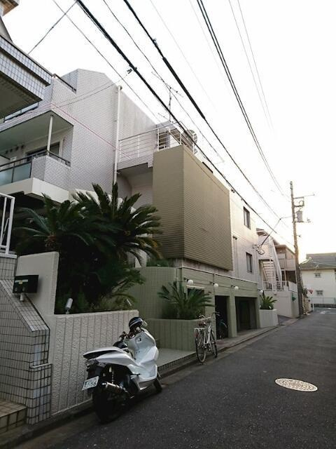 モアクレスト