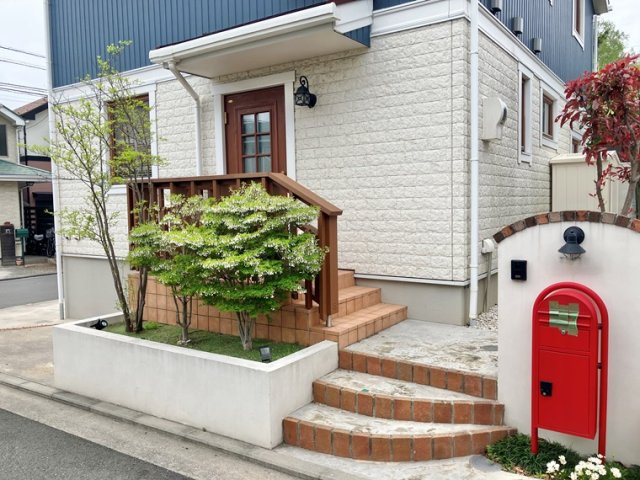 北寺尾戸建のエントランス