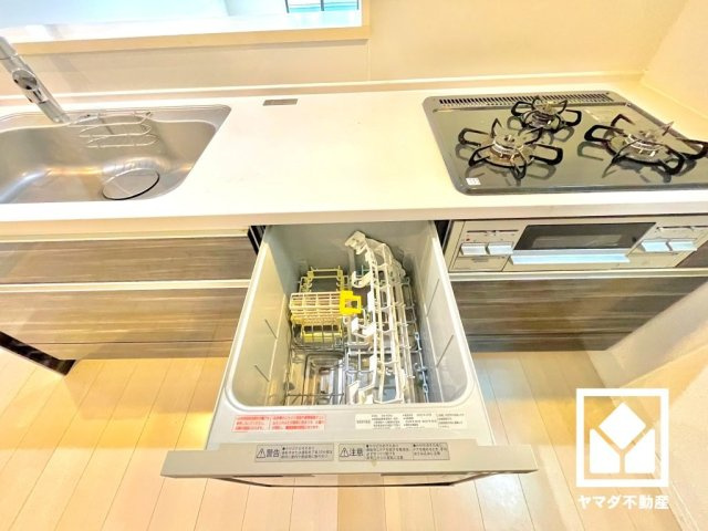 尼崎市大庄北３丁目の設備|毎日の家事の負担を軽減でき、節水効果も期待できる食器洗乾燥機付き。