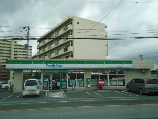 ルミエール　LUMIEREの周辺|ファミリーマートさいたま東宮下団地店まで738ｍ