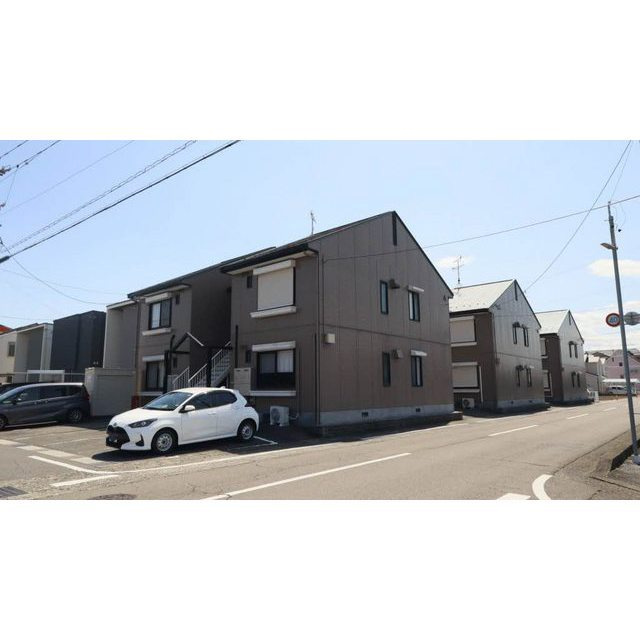 岐阜市北一色５丁目のアパートの外観|A棟