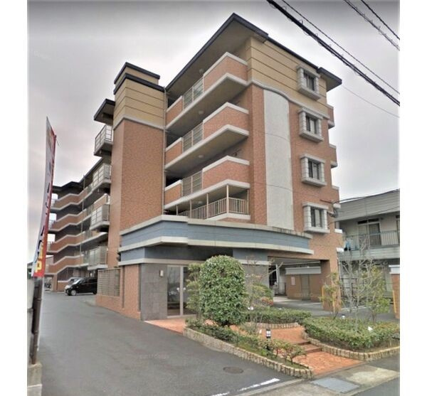 リーフラーゼ