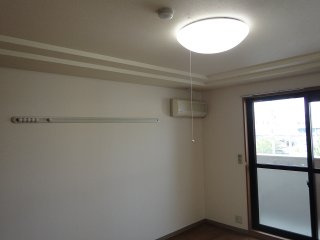 【その他】 | エスポワール壱番館 | 照明器具・ハンガーモール