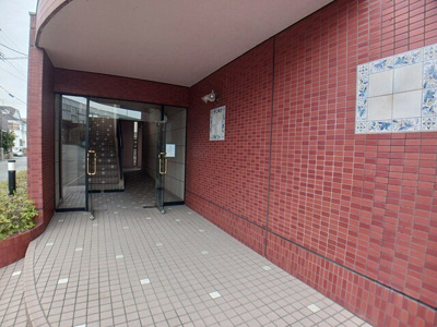 【エントランス】 | ヴェルジェ
