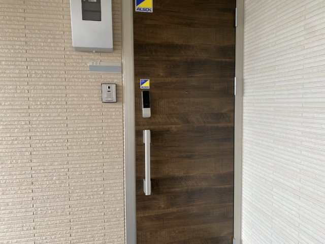 NICO2の玄関