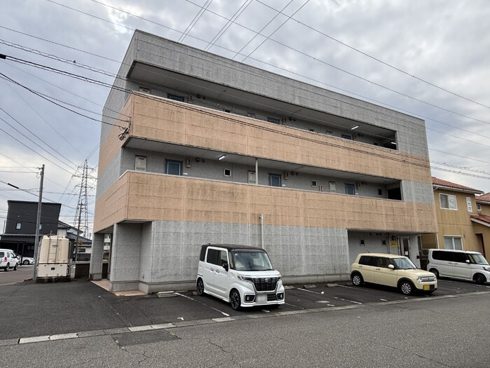 サンフラワーの外観
