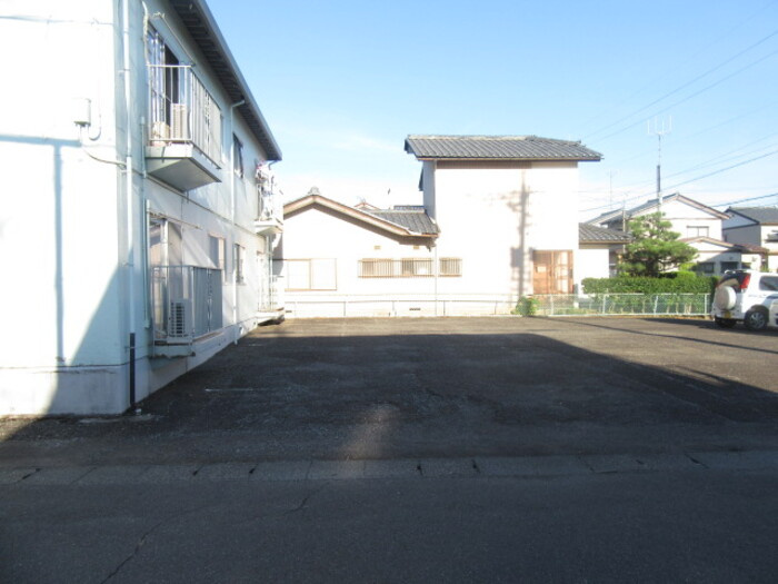 ハイツ水越　Bの駐車場