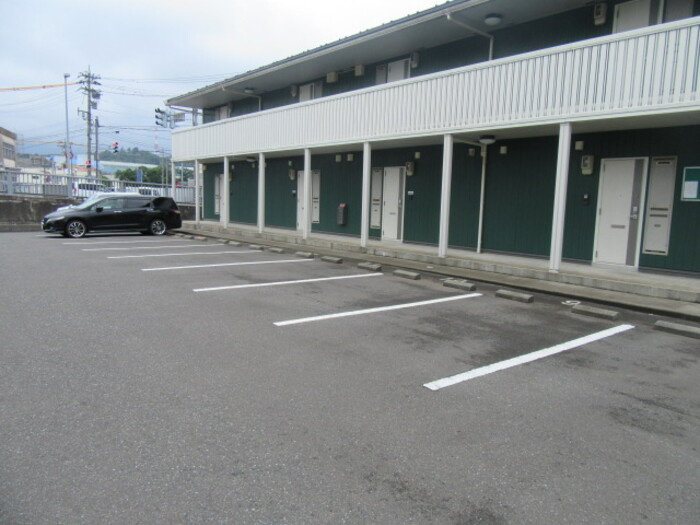 ルピナス明里橋　Ｂの駐車場