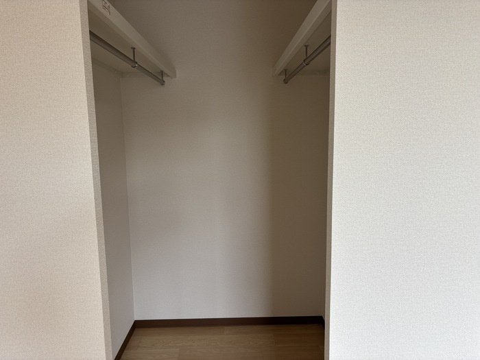 セレステ・オーリの収納