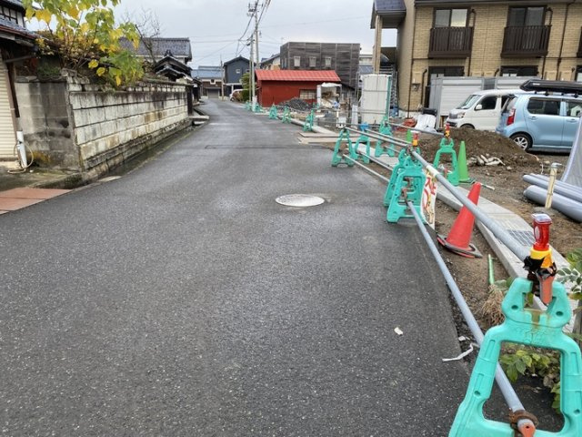 グランドゥール越前の駐車場