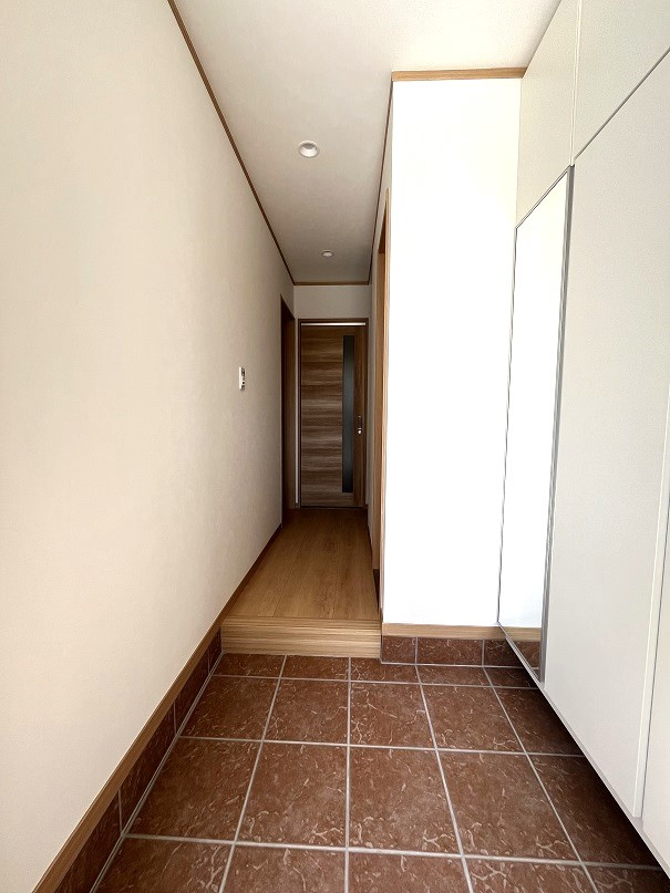 蒲生本町未入居住宅の玄関|毎日通る玄関はこちらです