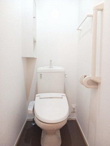 コーポ天王のトイレ|シンプルで使いやすいトイレです