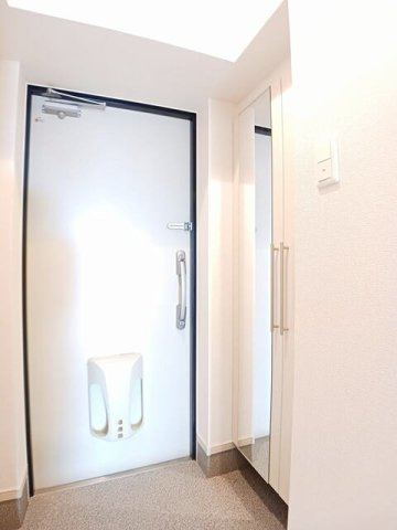 アネックス小峯の玄関|ゆったりとした玄関です