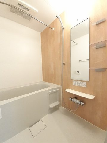 熊本市東区上南部２丁目のアパートの浴室|コンパクトで使いやすいお風呂です