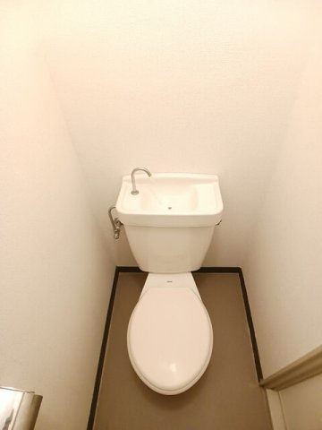 Ｏ．ＫハイツⅠのトイレ|清潔感のあるトイレです