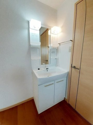 熊本市東区御領３丁目のアパートの洗面所|使いやすい洗面所です