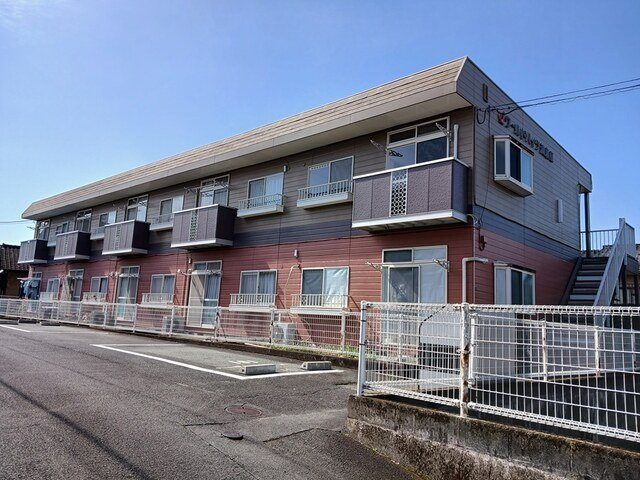 熊本市東区小山１丁目のアパートの外観|外観もきれいです