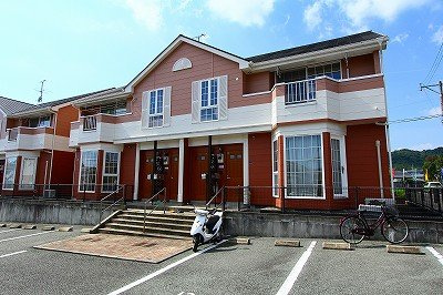 熊本市東区小山２丁目のアパートの外観|建物外観を気になさる方へ、見た目の良い物件です