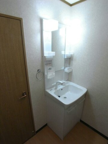 熊本市北区龍田６丁目の賃貸マンションの洗面所|広い洗面スペース
