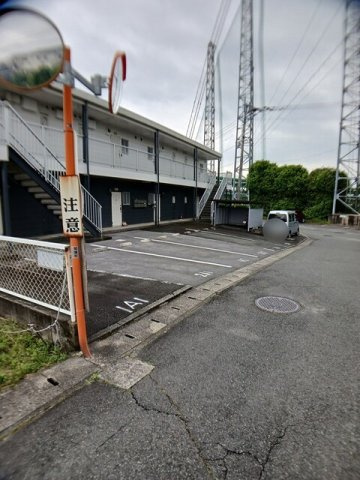 菊池郡菊陽町武蔵ヶ丘北３丁目のアパートの駐車場|車をお持ちの方に嬉しい駐車場付きの物件です
