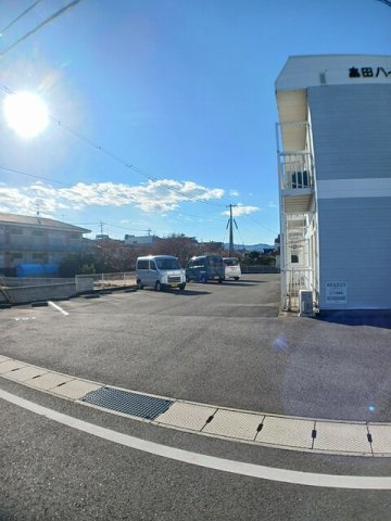 合志市須屋のアパートの駐車場|カースペースがあります