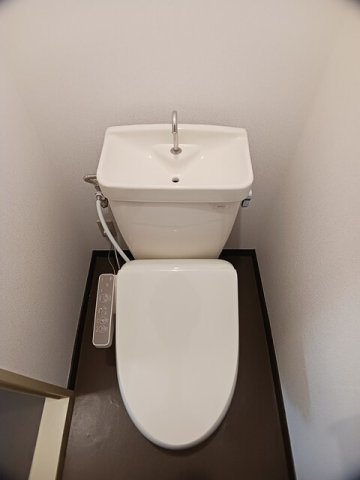 熊本市北区龍田６丁目のアパートのトイレ|落ち着いたトイレです