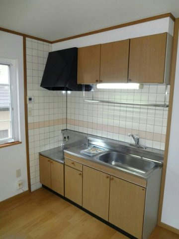 熊本市北区西梶尾町のアパートのキッチン|きれいなキッチンです