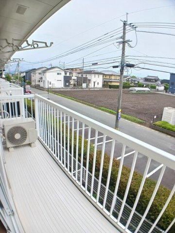 熊本市北区鶴羽田４丁目のアパートのバルコニー|暖かな日差しのふりそそぐバルコニー