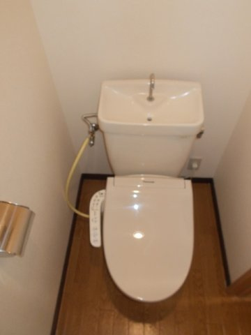 熊本市北区八景水谷４丁目のアパートのトイレ|清潔感のあるトイレです