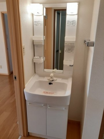 合志市須屋のアパートの洗面所|使いやすい洗面所です