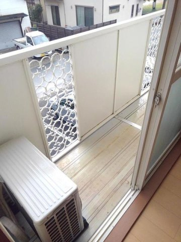 熊本市北区龍田１丁目のアパートのバルコニー|外からの目が気にならないバルコニーで洗濯物が干せます