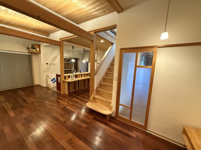 2026/5/6商談中　戸建　高山市国府町広瀬町　3280万（3/22新規　4/22価格変更）の居間・リビング