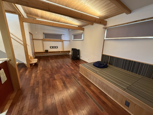 2026/5/6商談中　戸建　高山市国府町広瀬町　3280万（3/22新規　4/22価格変更）の居間・リビング